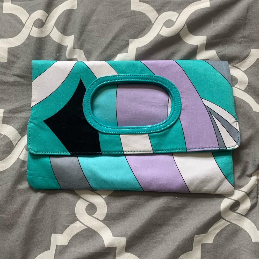 Women’s clutch